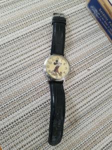 Disney Mickey Mouse Vintage Hands Analog Watch