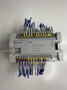 Allen-Bradley 1762L40BXB Programmable Logic Controller