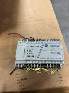 Allen-Bradley MicroLogix 1000 1761-L16BWA Controller