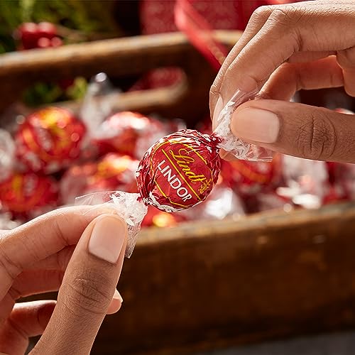 Lindt Milk Chocolate Truffles Gift Box, 6.8 oz