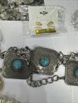 Vintage Jewellery Collection - 65 Unique Pieces