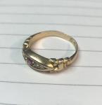 18ct Yellow Gold Ruby & Diamond 5 Stone Ring