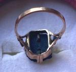 Victorian Mourning Ring with Initial 'P' - 9ct Gold