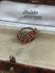 Victorian Coral Lovers Knot Brooch in Gold
