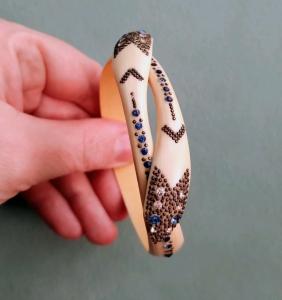 Vintage Bakelite Snake Bangle Bracelet