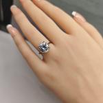 Stunning 18ct White Gold Antique Engagement Ring