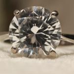 Stunning 18ct White Gold Antique Engagement Ring