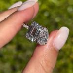 Pear & Emerald Cut Moissanite Toi Et Moi Ring