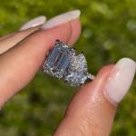 Pear & Emerald Cut Moissanite Toi Et Moi Ring