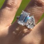 Pear & Emerald Cut Moissanite Toi Et Moi Ring