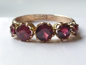 Victorian 9ct Rose Gold Garnet Five Stone Ring