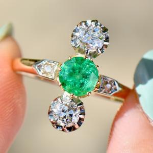 Belle Epoque Emerald and Diamond Gold Ring