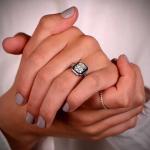 Stunning Art Deco Emerald Diamond Vintage Ring