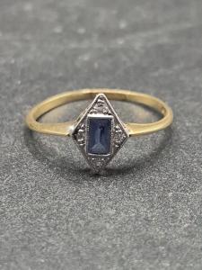Art Nouveau 18ct Gold Sapphire & Diamond Ring
