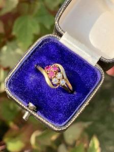 18ct Gold Antique Diamond & Ruby Clover Ring