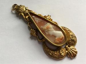 Georgian 1800s Pinchbeck Greek Roman Cameo Pendant