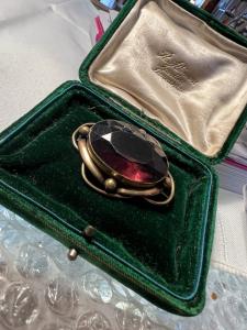 Victorian Amethyst Paste & Pinchbeck Gold Brooch