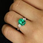 Stunning 3Ct Green Emerald Three Stone Engagement Ring