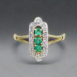 Antique-Style Emerald Diamond Ring in 9ct Gold