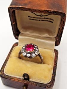 Vintage Silver Dress Ring with Red Clear Stones