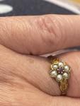 Vintage 9ct Gold Georgian Ruby & Pearl Daisy Ring