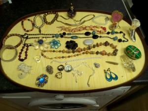Mixed Lot of Vintage Antique Costume Jewellery
