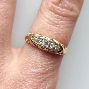 Art Deco Diamond Engagement Ring in 14k White Gold