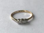 Antique Diamond Trilogy Ring in 9ct Gold & Platinum