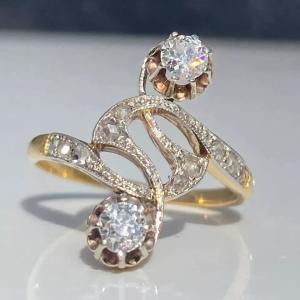Vintage Art Deco Diamond Engagement Ring in Gold