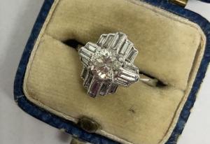 Art Deco 18K Diamond Vintage Engagement Ring