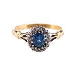 Antique Gold Ring with Sapphire and Diamonds