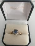 Antique Gold Ring with Sapphire and Diamonds