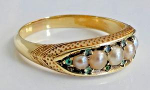 Victorian 15ct Gold Emerald and Pearl Ring