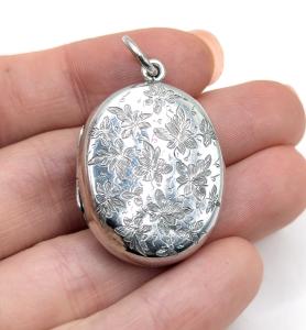 Victorian Silver Oval Locket Pendant from 1880