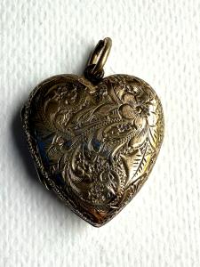 Victorian 9CT Gold Plated Heart Photo Locket
