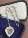 Vintage Silver Heart Cameo Pendant Necklace
