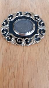 Vintage Enamel Mourning Brooch in Pinchbeck