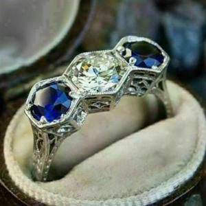 Antique 3 Ct Round Cut Diamond Sapphire Ring