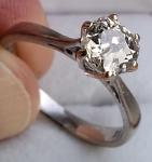 18Ct Gold Diamond Cushion Cut Antique Ring