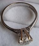 18Ct Gold Diamond Cushion Cut Antique Ring
