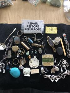 Assorted Vintage Jewellery Lot for Restoration