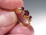 1915 Hallmarked 18ct Gold Garnet Ring Size L