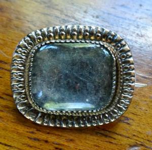Georgian Gold Plate Mourning Brooch with Glass