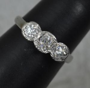 Vintage 18ct Gold Old Cut Diamond Trilogy Ring