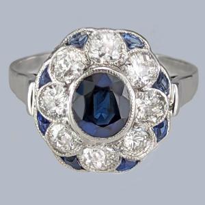 1960s Vintage Platinum Sapphire Diamond Cluster Ring
