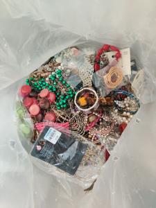 Assorted Vintage Costume Jewelry Lot – 1kg