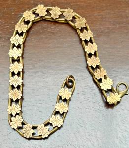 Gold Tone Antique Flower Chain Bracelet