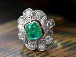Emerald and Diamond 18ct Gold Antique Ring
