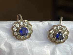 1930s Art Deco Silver Flower Earrings with Sapphire