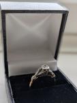 1920s Vintage Diamond Solitaire Gold & Platinum Ring